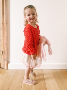 Rokje = Zara | Gillet & Singlet = H&M | Schoenen = Pepatino